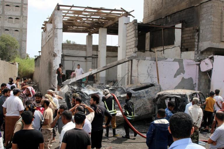 Υεμένη: Τουλάχιστον πέντε νεκροί σε επίθεση αυτοκτονίας στο Άντεν