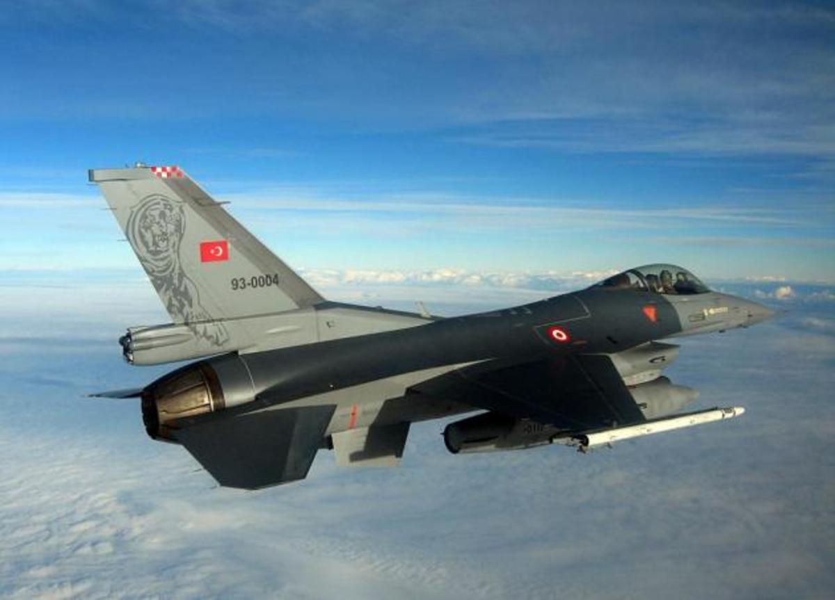 Προκαλεί ξανά η Άγκυρα – 21 παραβιάσεις του FIR από 6 οπλισμένα F-16!