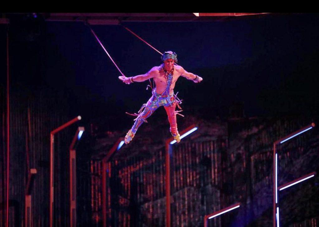 Cirque du Soleil ακροβάτης