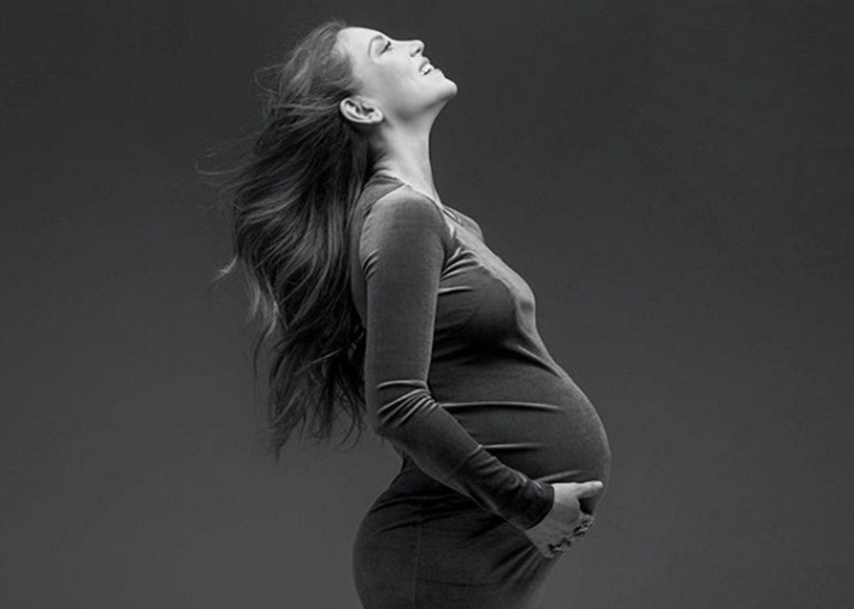 Αθηνά Οικονομάκου: Αποκάλυψε το φύλο του μωρού που περιμένει! [pic]