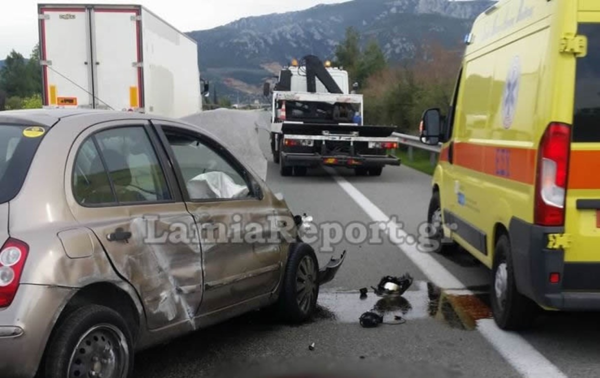 Φθιώτιδα: Οδηγός έπεσε σε στηθαίο και σκοτώθηκε [pics]