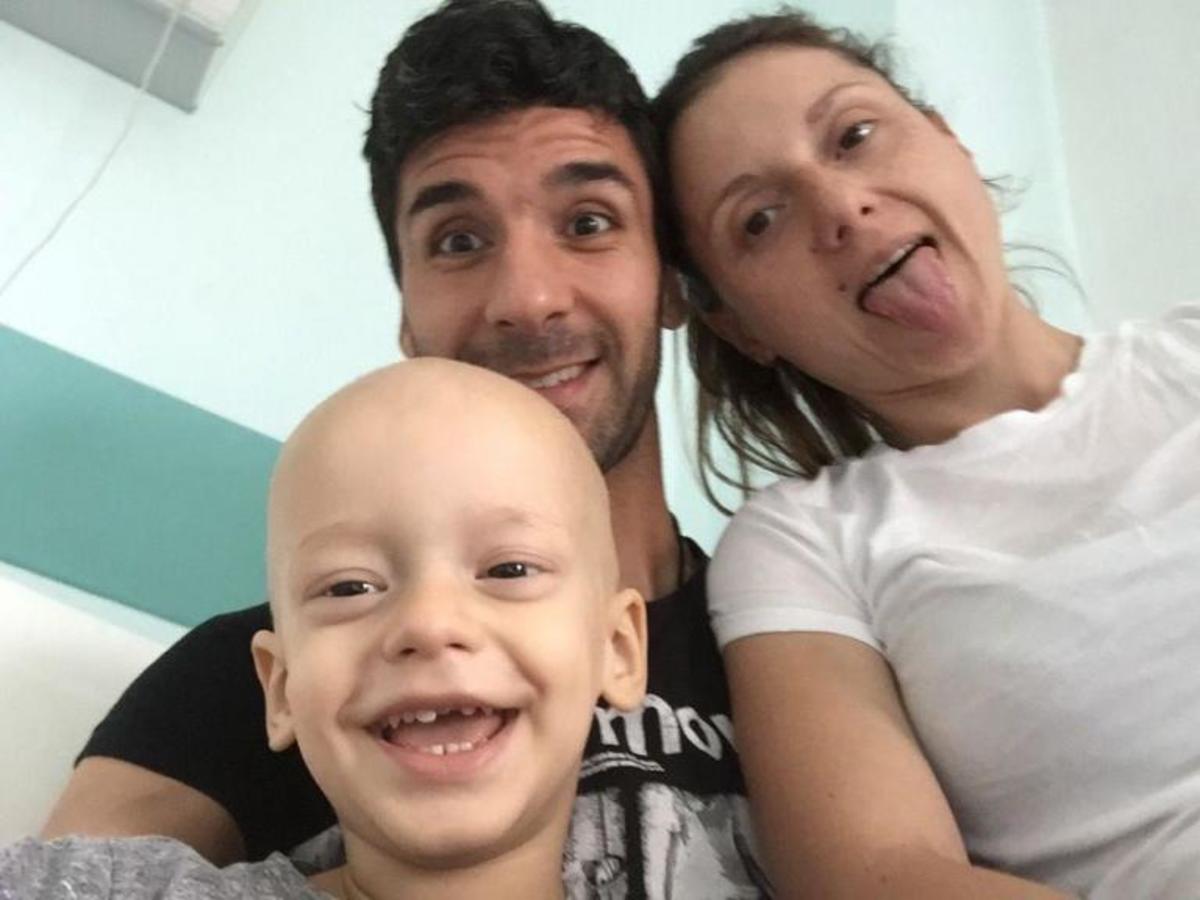 Συγκλονίζει η έκκληση ποδοσφαιριστή – «Βοηθήστε τον γιο μου να ζήσει!» [pics]