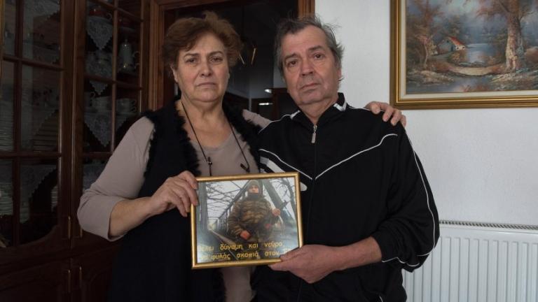 Έλληνες στρατιωτικοί: Μυστική συνάντηση Κουρουμπλή με τους γονείς του Δημήτρη Κούκλατζη