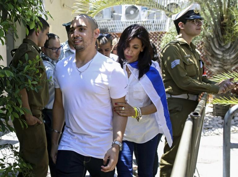 Οργή: Μείωσαν την ποινή χάδι του στρατιώτη που εκτέλεσε ανήμπορο και τραυματισμένο Παλαιστίνιο! Σκληρές εικόνες