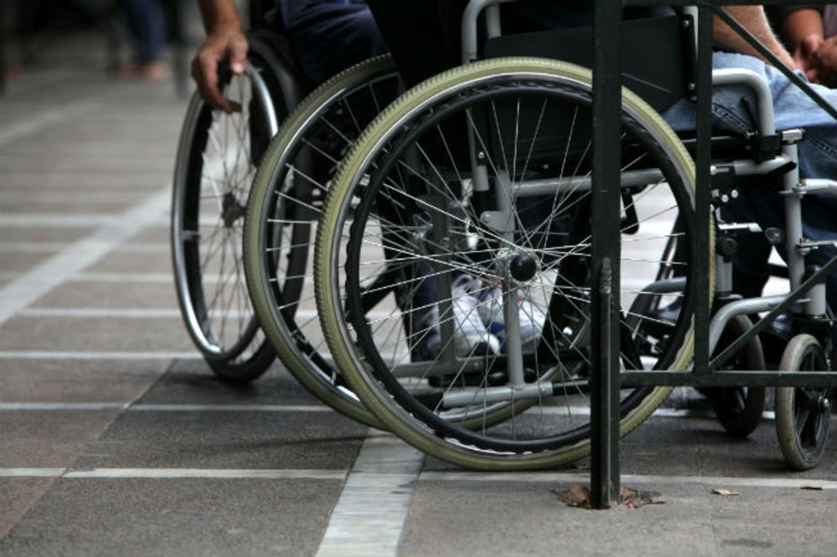 Ηράκλειο: Έκλεψαν αναπηρικό καρότσι μέσα από νοσοκομείο – Η έκκληση να το επιστρέψουν!