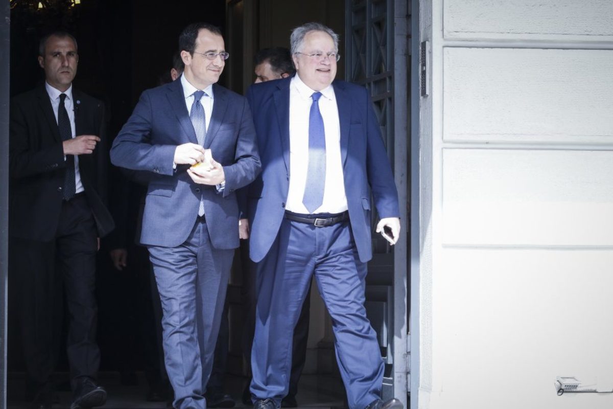 Κοτζιάς και Χριστοδουλίδης ενημερώνουν την επιτροπή Άμυνας για την τουρκική προκλητικότητα