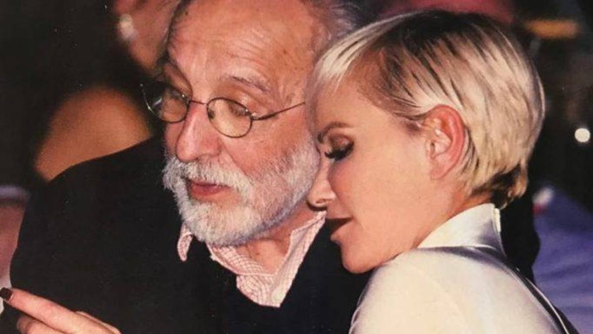 «Κατανοώ την ανάγκη του Αλέξανδρου Λυκουρέζου να είναι με μια κοπέλα που μοιάζει στη Ζωή»