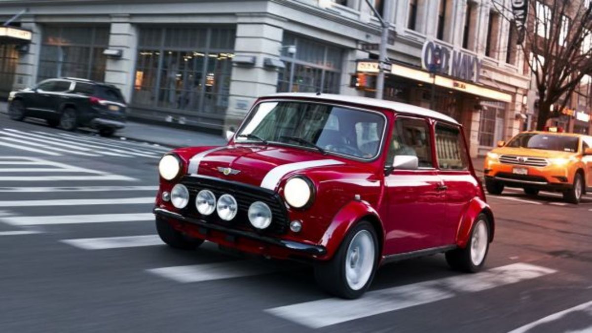 H MINI έφτιαξε ένα ηλεκτροκίνητο κλασικό Cooper [vid]
