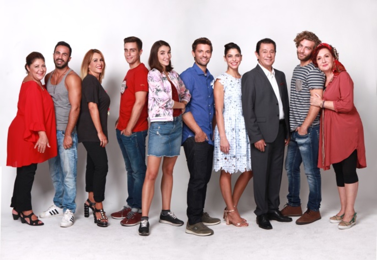 Μπαίνει στην «Παρθένα Ζωή» και «βγάζει πολλά άπλυτα, στη φόρα»…