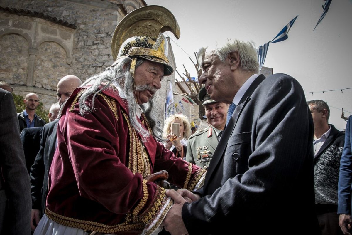 Παυλόπουλος: “Δεν υπάρχουν γκρίζες ζώνες”
