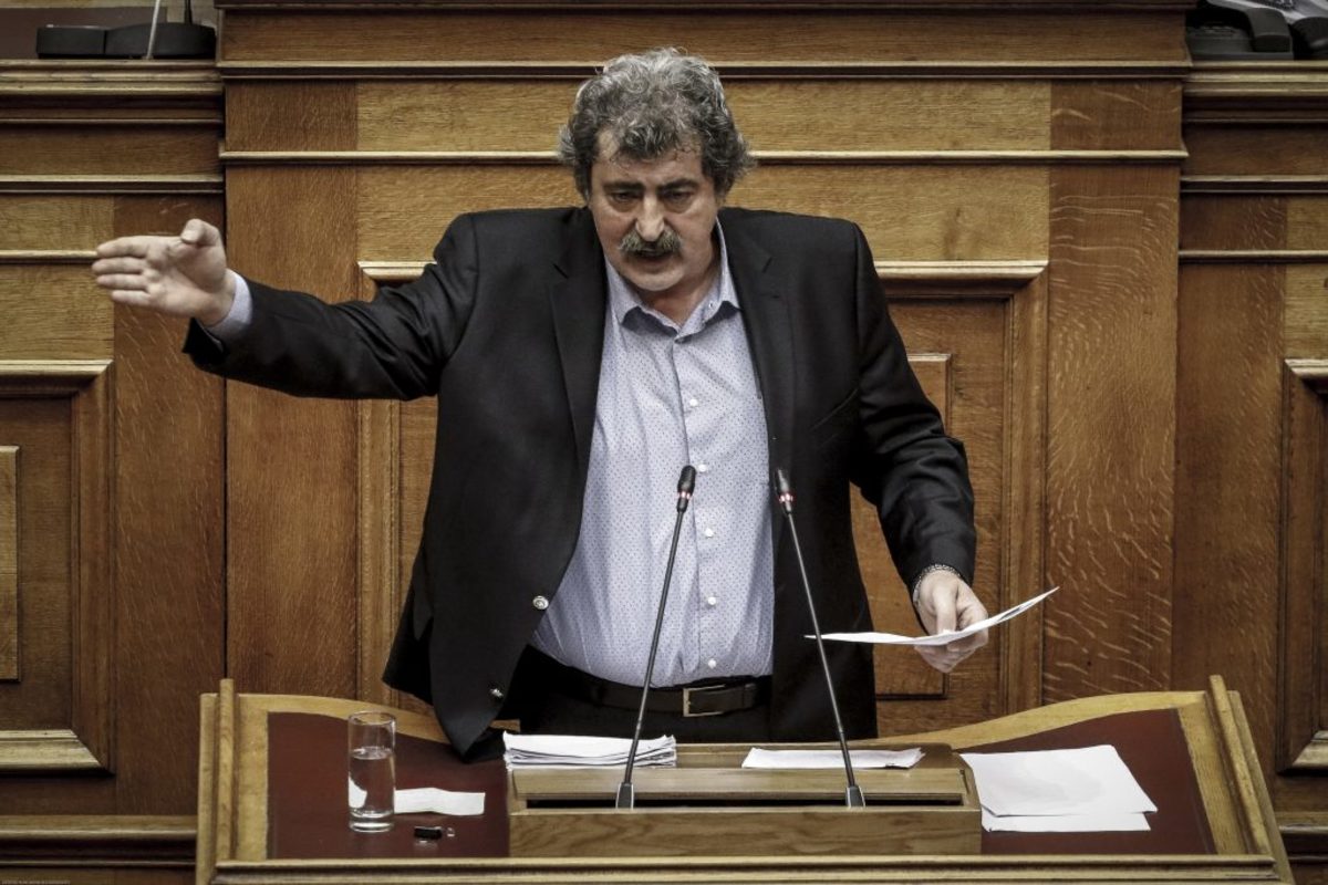 Βουλή – Επίθεση Πολάκη στη ΝΔ: “Μόνο τρεις βουλευτές στην αίθουσα!”