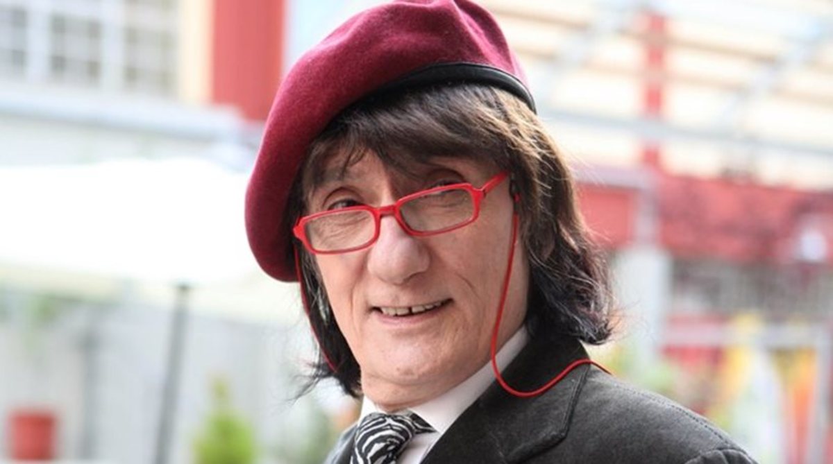 Σπάει τη σιωπή της η κόρη του Στάθη Ψάλτη! Όλη η αλήθεια για τη διαθήκη και την χήρα του ηθοποιού!