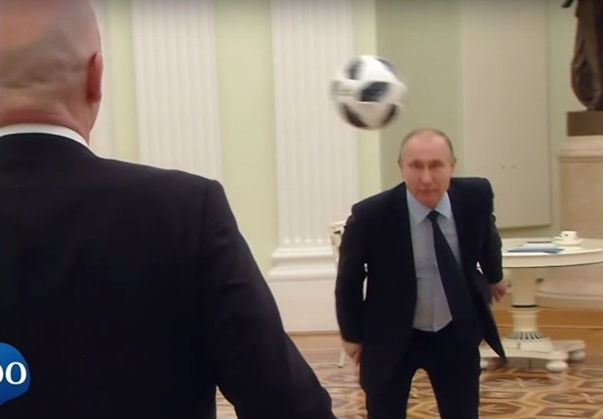 Επικό βίντεο με “μπαλαδόρο” Πούτιν! Έκανε “γκελάκια” με τον Ινφαντίνο στο Κρεμλίνο [vid]