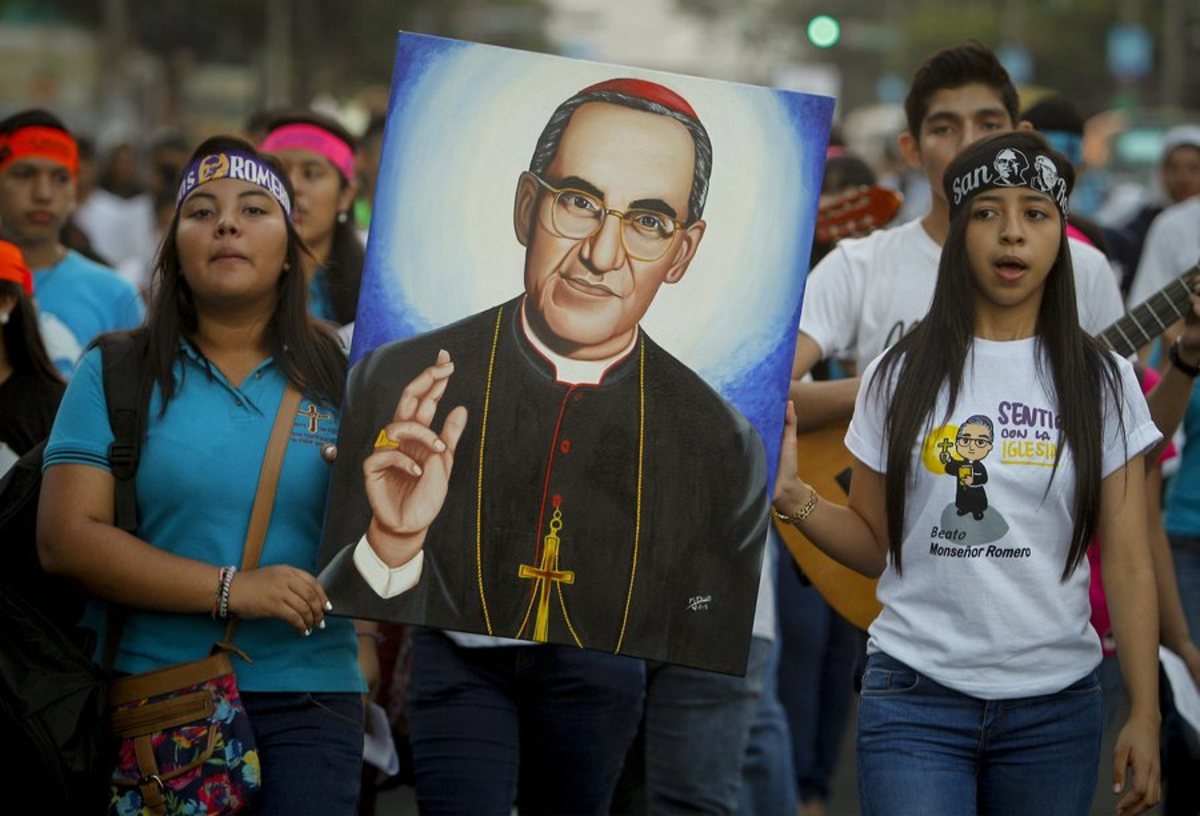 Ο δολοφονημένος αρχιεπίσκοπος του Ελ Σαλβαδόρ θα αγιοποιηθεί