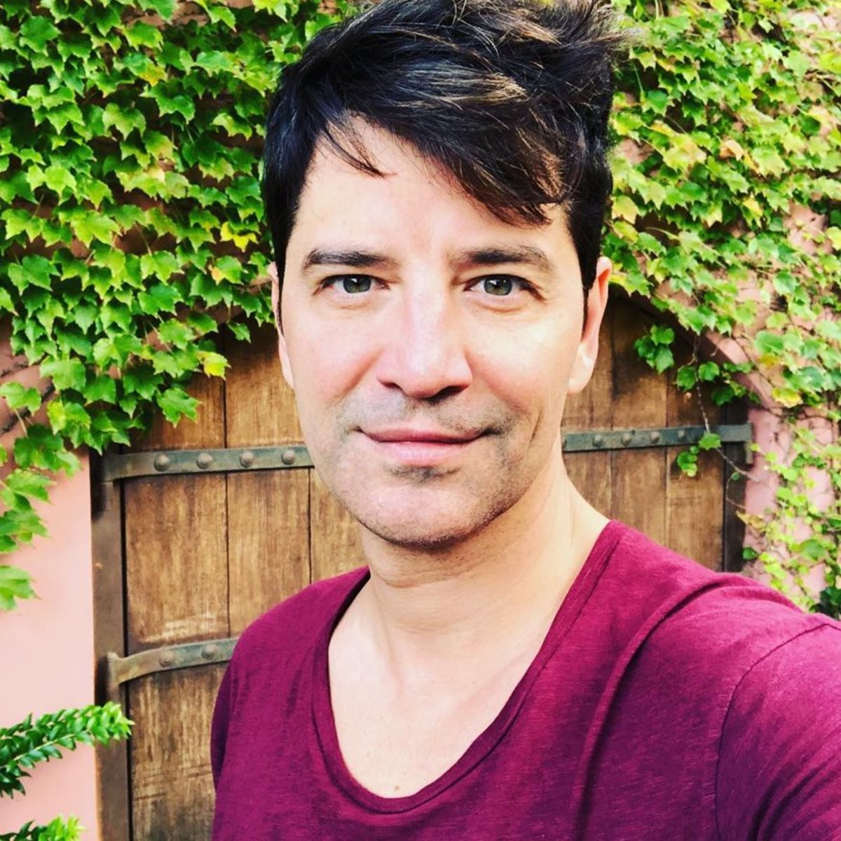 Σάκης Ρουβάς: Ταξίδι στο Ναύπλιο με ξεχωριστό χαρακτήρα!