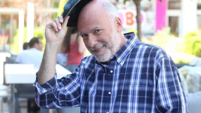 Χρήστος Σιμαρδάνης: Τι έλεγε πριν δύο χρόνια με χιούμορ για την κηδεία του!