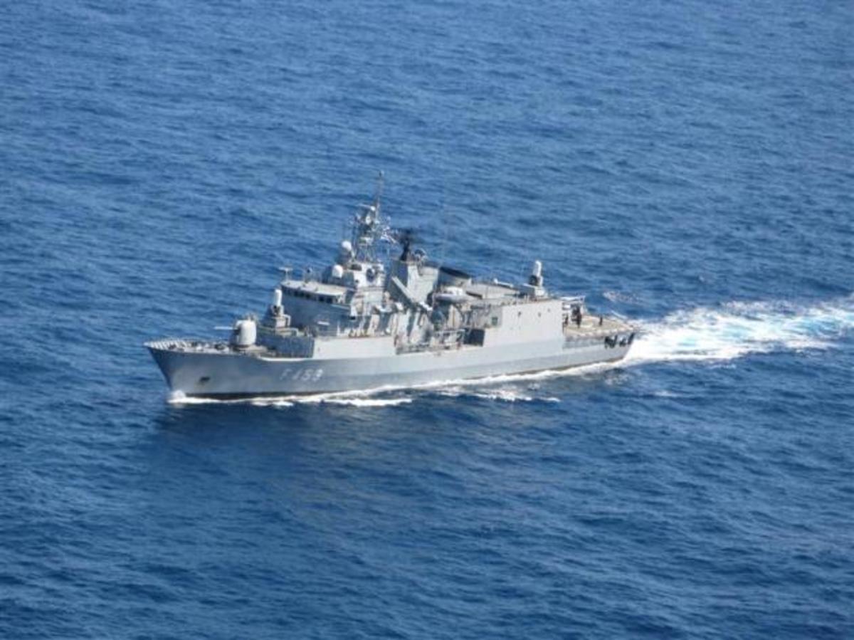 Φ/Γ Σπέτσαι: Η άφιξη της φρεγάτας στο λιμάνι του Πειραιά [vid]