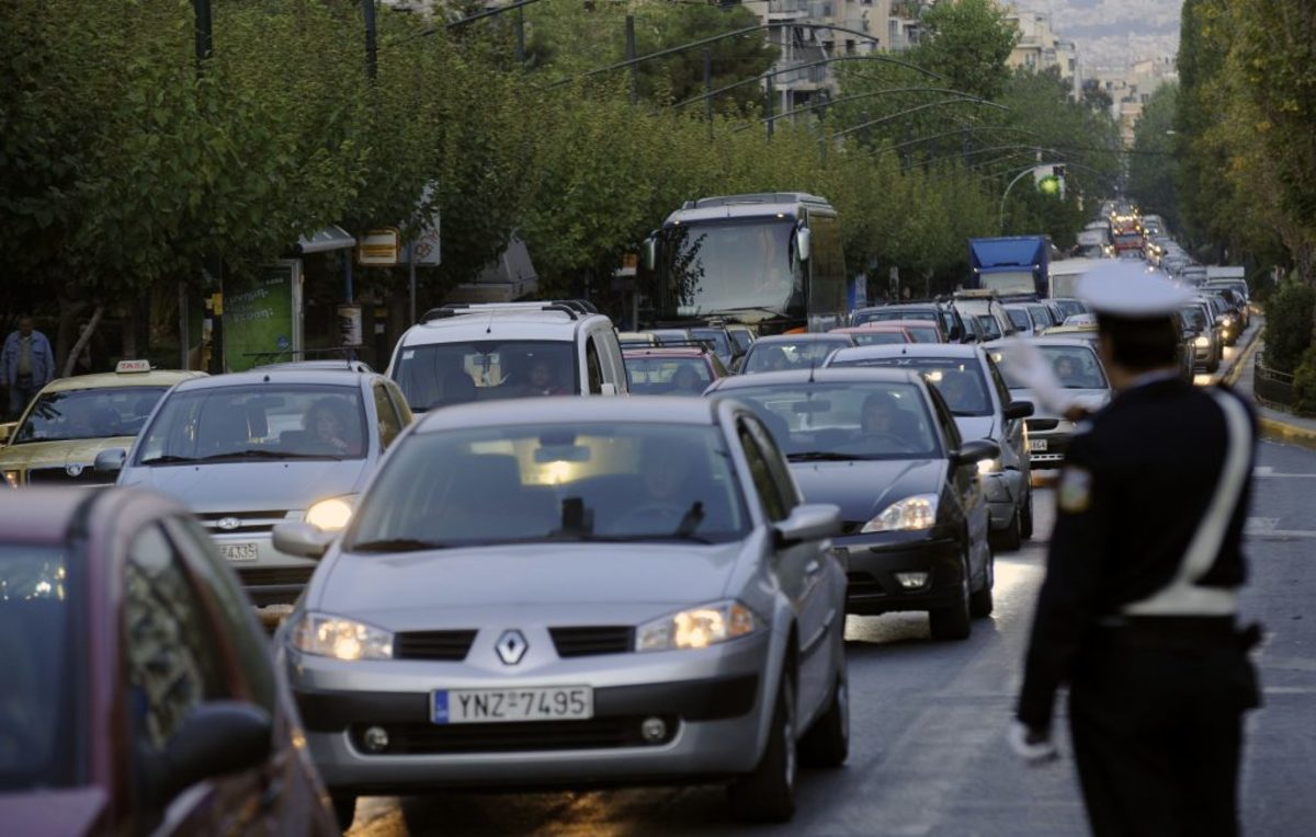 Ψηφίστηκε στη Βουλή ο νέος ΚΟΚ – Τα νέα πρόστιμα και όλες οι αλλαγές