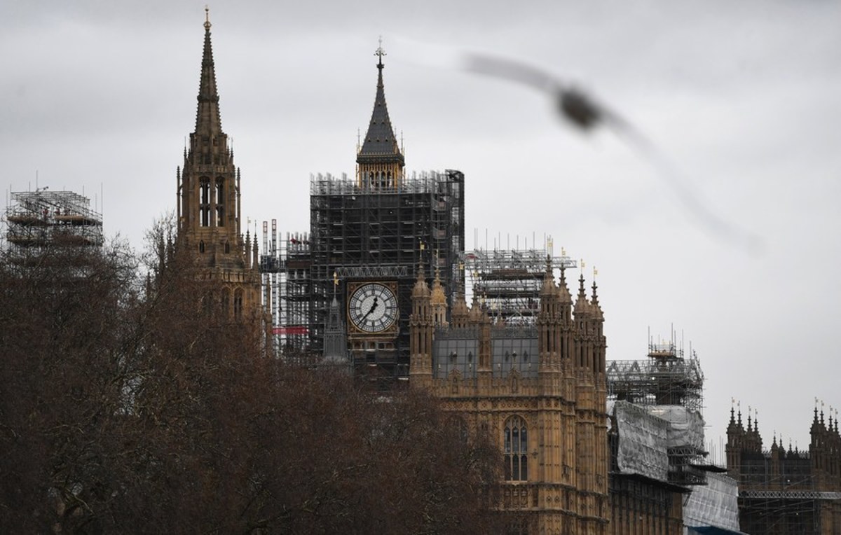 Συναγερμός στο Βρετανικό κοινοβούλιο – Βρέθηκε ύποπτη ουσία – Αποκλεισμένη η περιοχή
