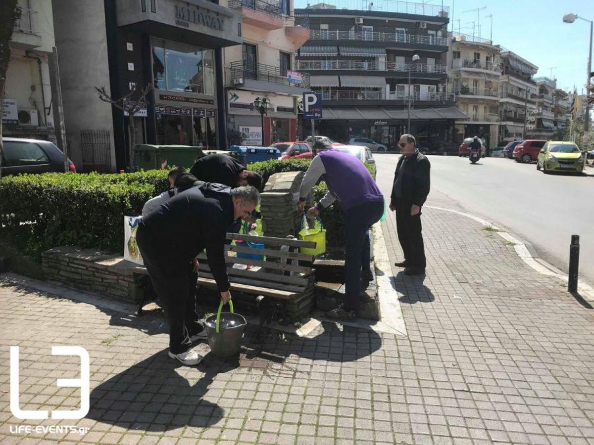 Θεσσαλονίκη ΕΥΑΘ: Νερό ούτε σήμερα – Νέα ανακοίνωση για διακοπές – Απελπισμένοι κάτοικοι ψάχνουν εμφιαλωμένα [pics, vids]