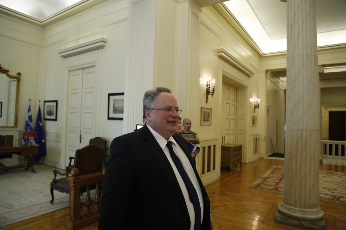 Μακεδονικό – Κοτζιάς: “Μεγάλη Eβδομάδα” επαφών με τους πολιτικούς αρχηγούς