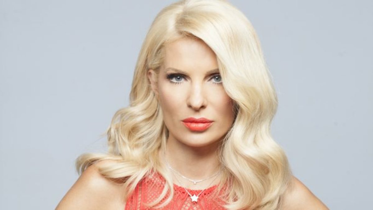 Ποιον παρουσιαστή θέλει η Ελένη Μενεγάκη στο πλευρό της;