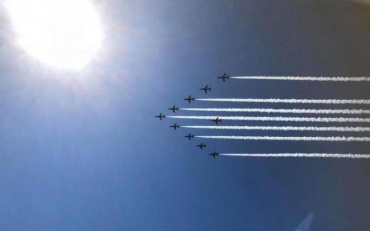 Τα «Κόκκινα Βέλη» της Βασιλικής Αεροπορίας προσγειώθηκαν στην Τανάγρα! [pics]