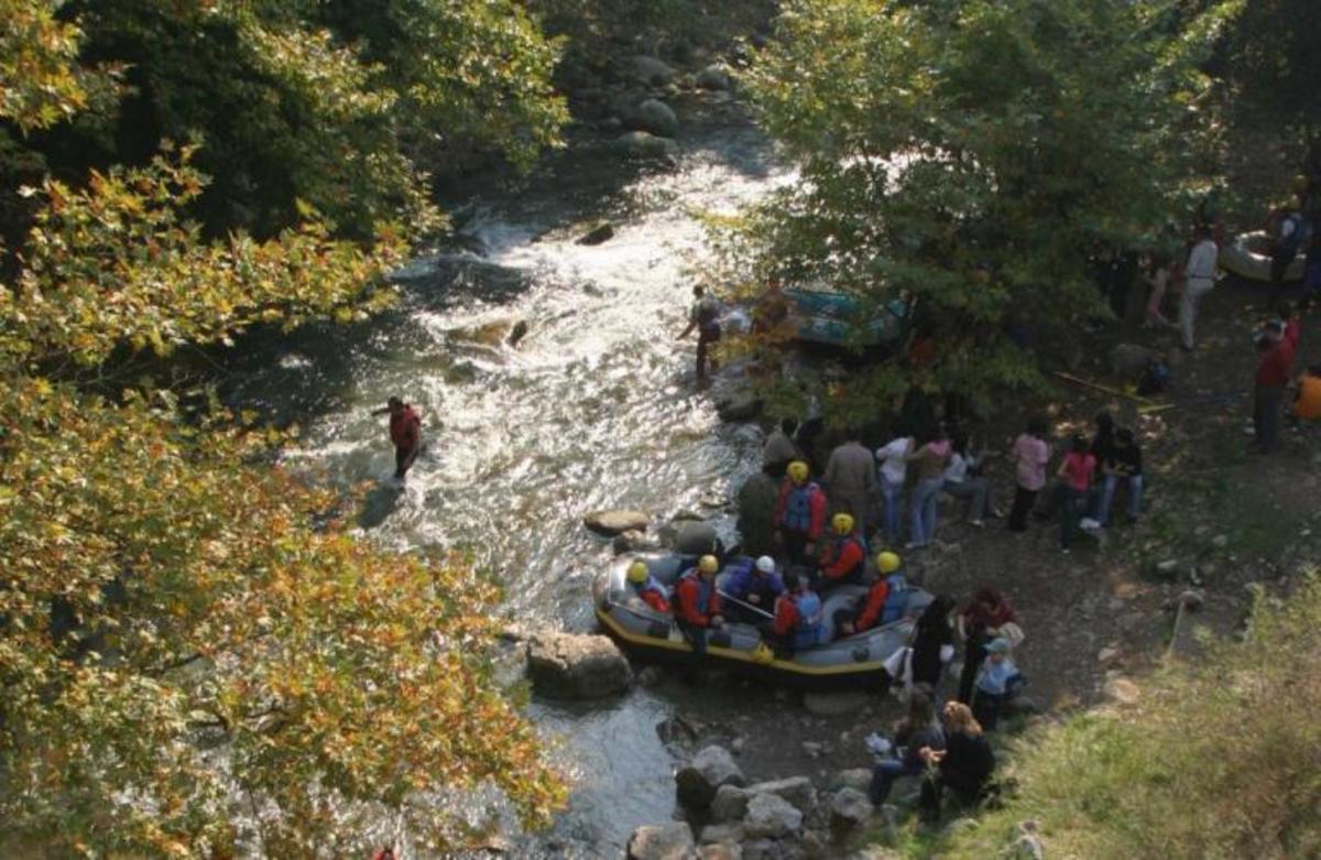 Συντετριμμενη η οικογένεια της 40χρονης που σκοτώθηκε κάνοντας ράφτινγκ! “Ήταν και τα εγγόνια μου μαζί” [vid]