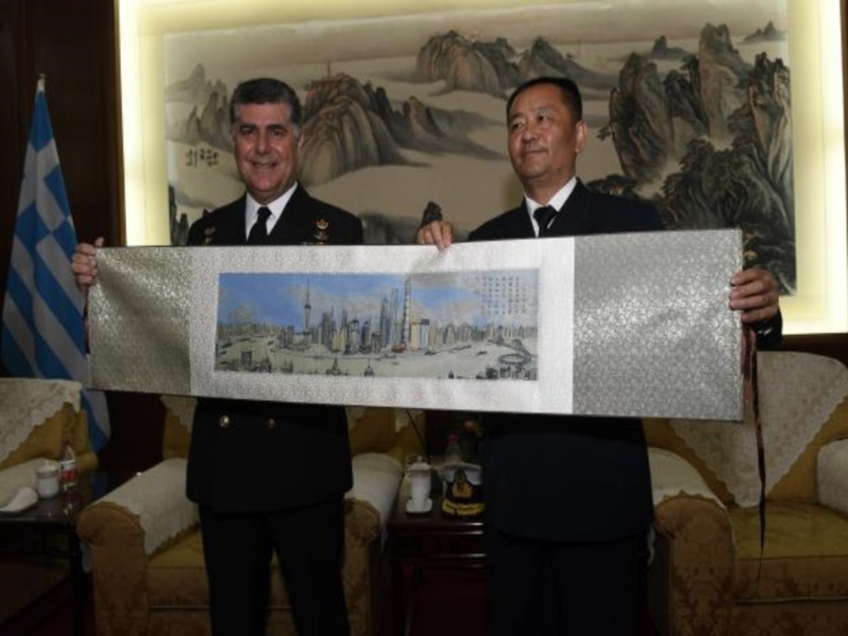 Επίσκεψη Α/ΓΕΝ στην Κίνα – Το Πολεμικό Ναυτικό “γέφυρα” του… δράκου