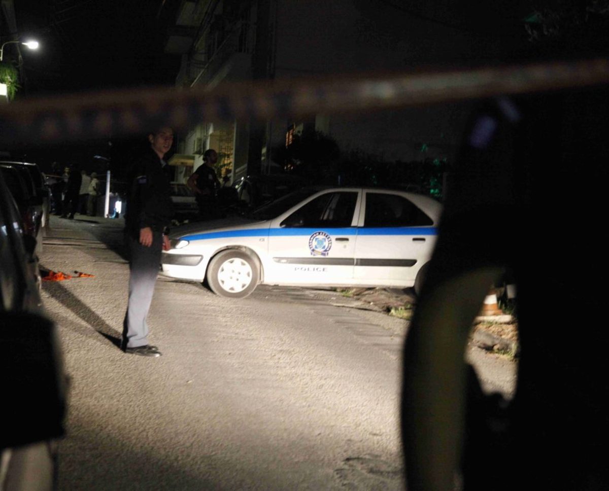 Θεσσαλονίκη: Έσπασαν καταστήματα και αυτοκίνητα – Νέα επίθεση στην Καλαμαριά!