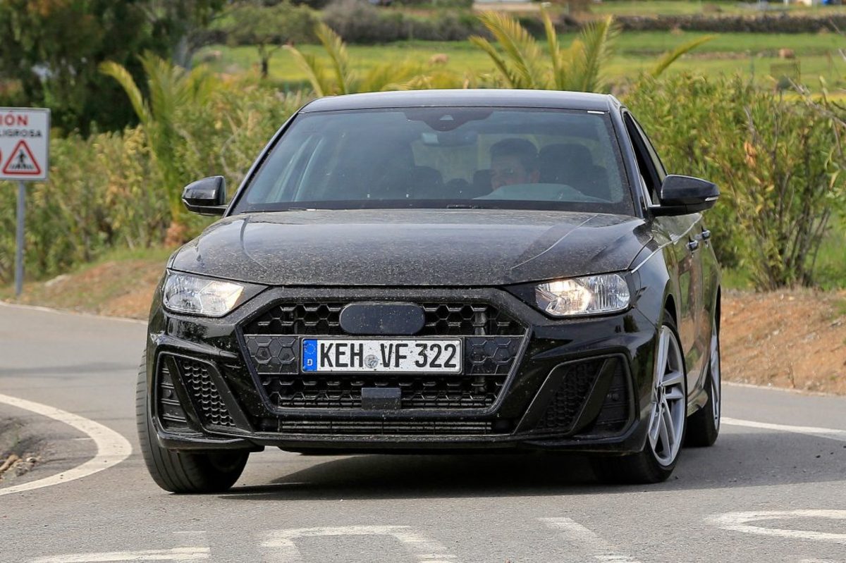 To νέο Audi A1 χωρίς καμουφλάζ [pics]