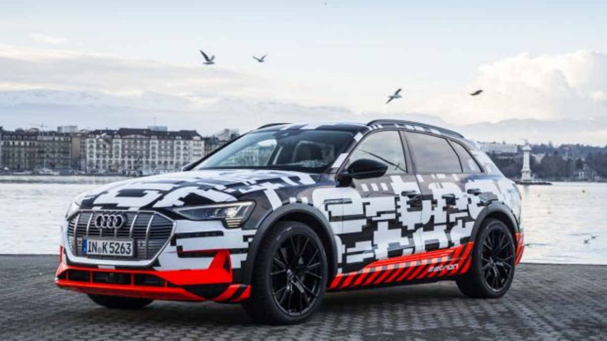 H Audi ανοίγει τις κρατήσεις για το ηλεκτρικό SUV e-tron