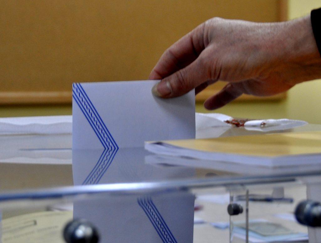 Εκλογές: “Πράσινο φως” από το ΣτΕ για το σπάσιμο των εδρών σε Β’ Αθήνας, Αττική και Αχαΐα