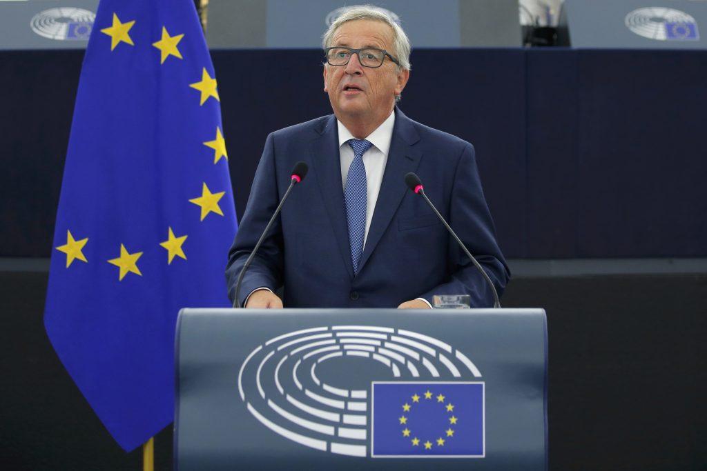 Γιούνκερ για Ιταλία: Να μην επαναληφθούν τα λάθη που έγιναν σε βάρος της Αθήνας