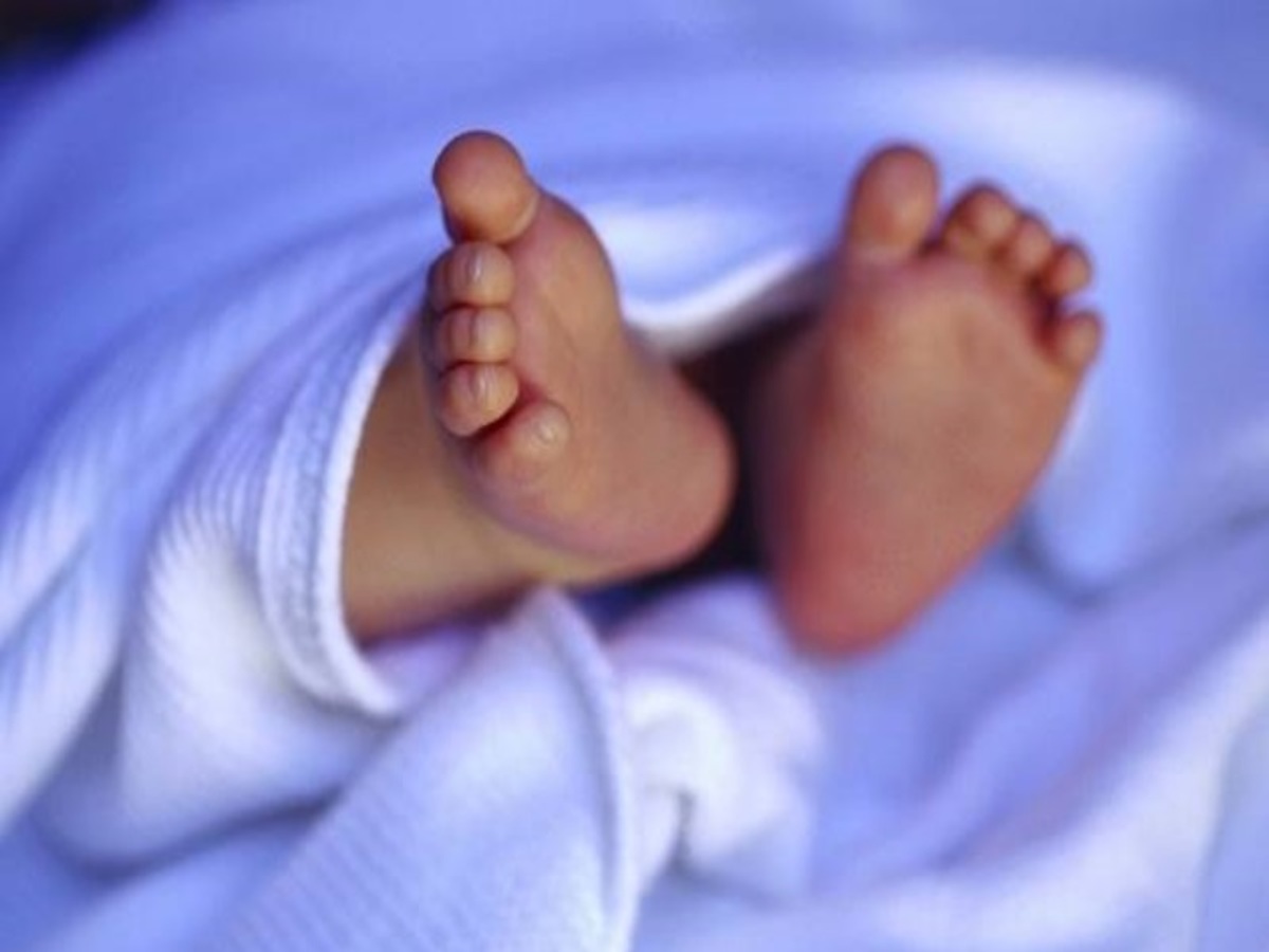 Ανείπωτος θρήνος! Ξύπνησαν και αντίκρισαν το 9 μηνών βρέφος τους να έχει σβήσει στον ύπνο του