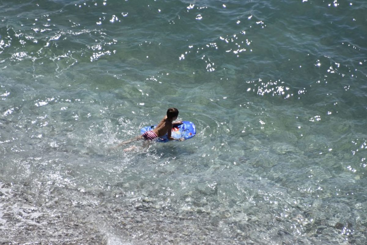 Στο Ναύπλιο… ξεκίνησαν τα μπάνια!
