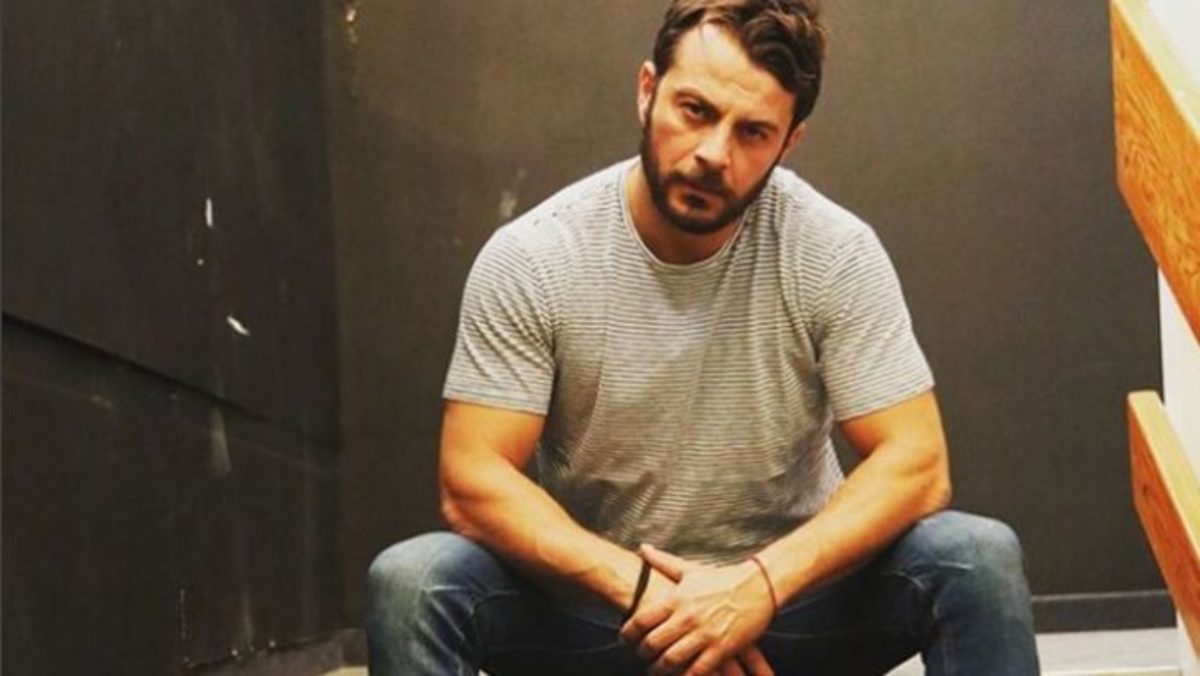 «Το Τατουάζ είναι σκουπιδαριό! Θέλει ο βενζινάς από τη Σκιάθο να…»