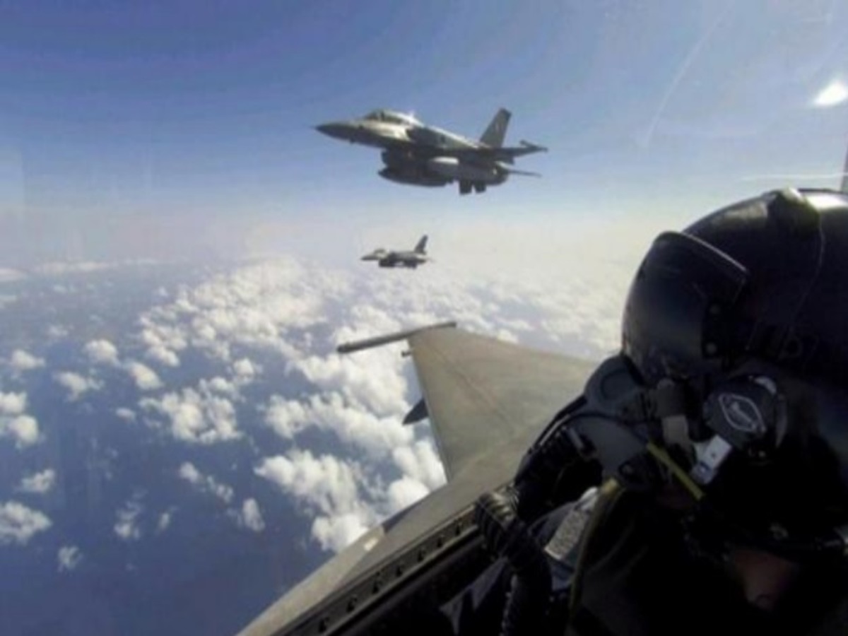 Αιγαίο: Στα ύψη το θερμόμετρο με νέες παραβιάσεις και σκληρές αερομαχίες