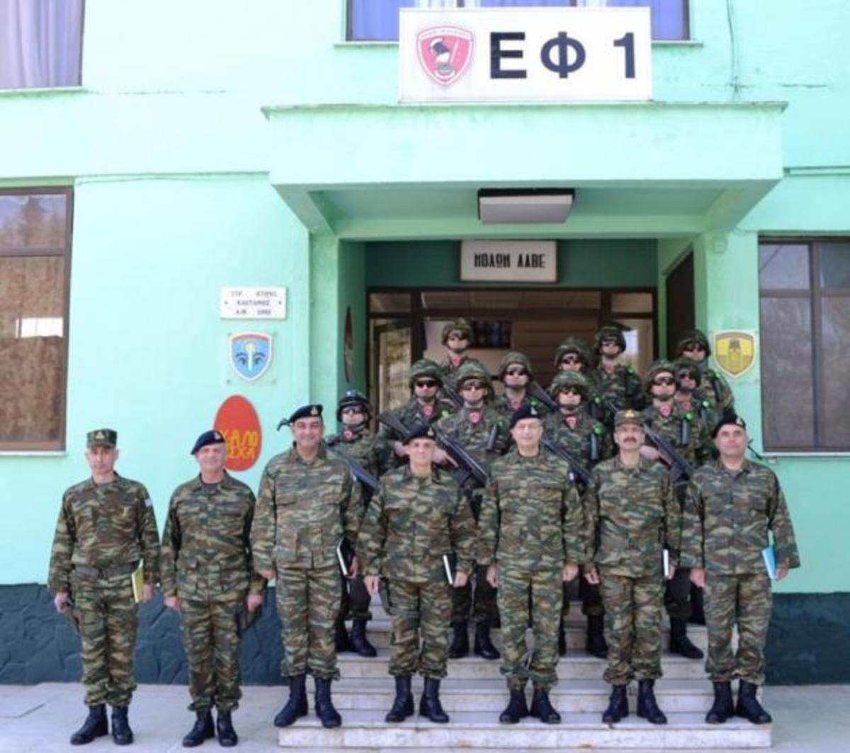 Σε φυλάκια των ανατολικών συνόρων o Αρχηγός Στρατού ενόψει της Λαμπρής [pics]