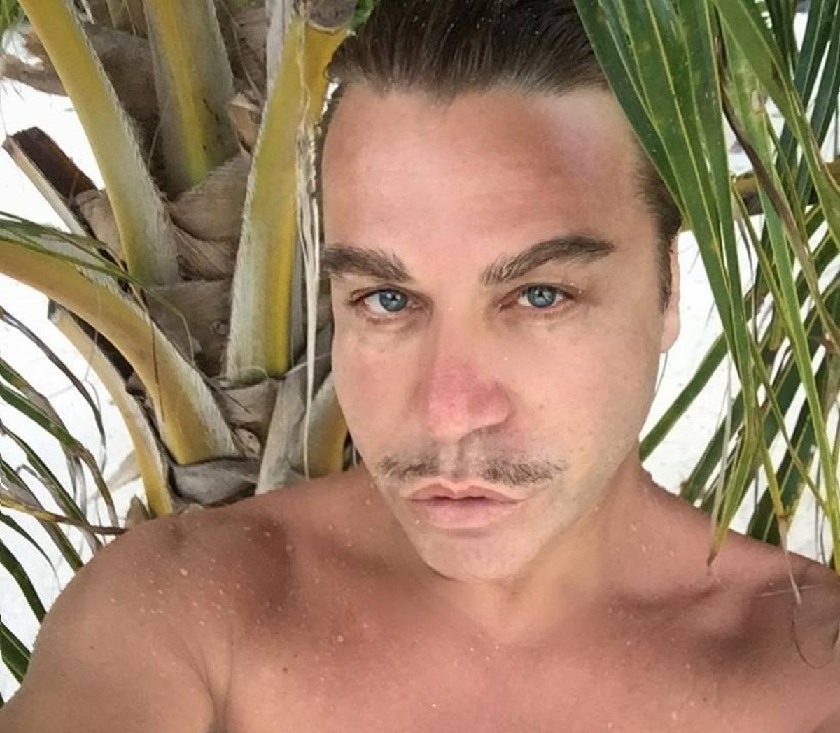 Τρύφωνας Σαμαράς: Αυτός είναι ο λόγος που δεν αποκαλύπτει την ηλικία του!