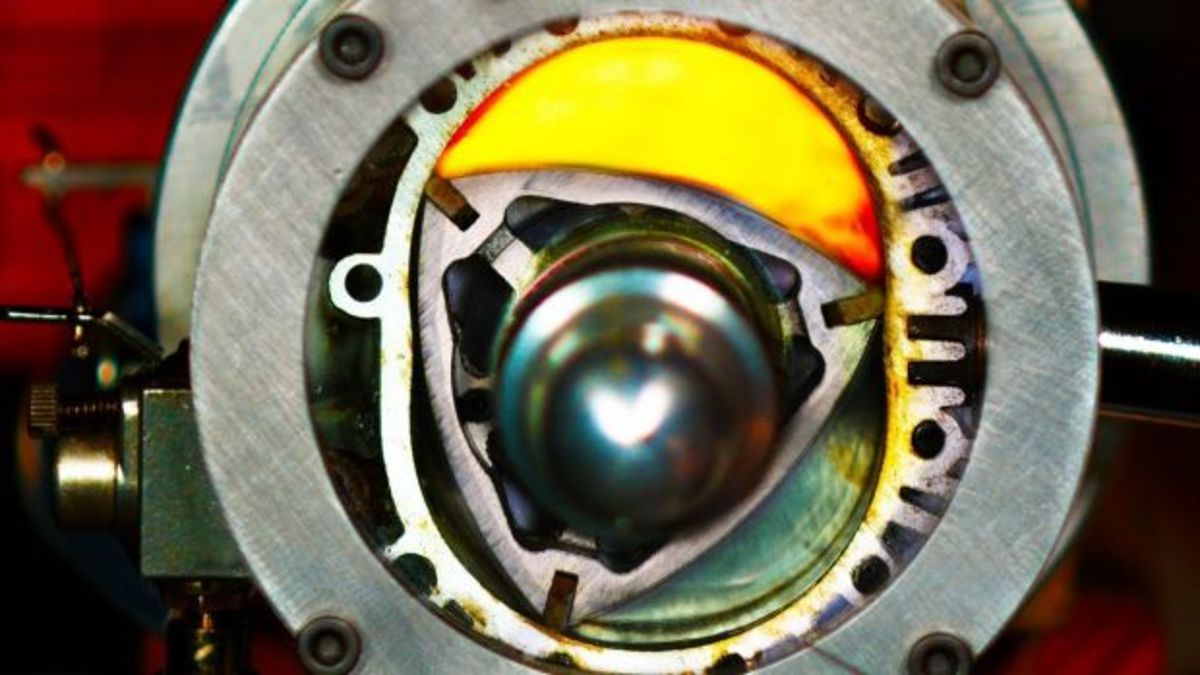 H ομορφιά ενός Wankel κινητήρα σε super slow motion [vid]