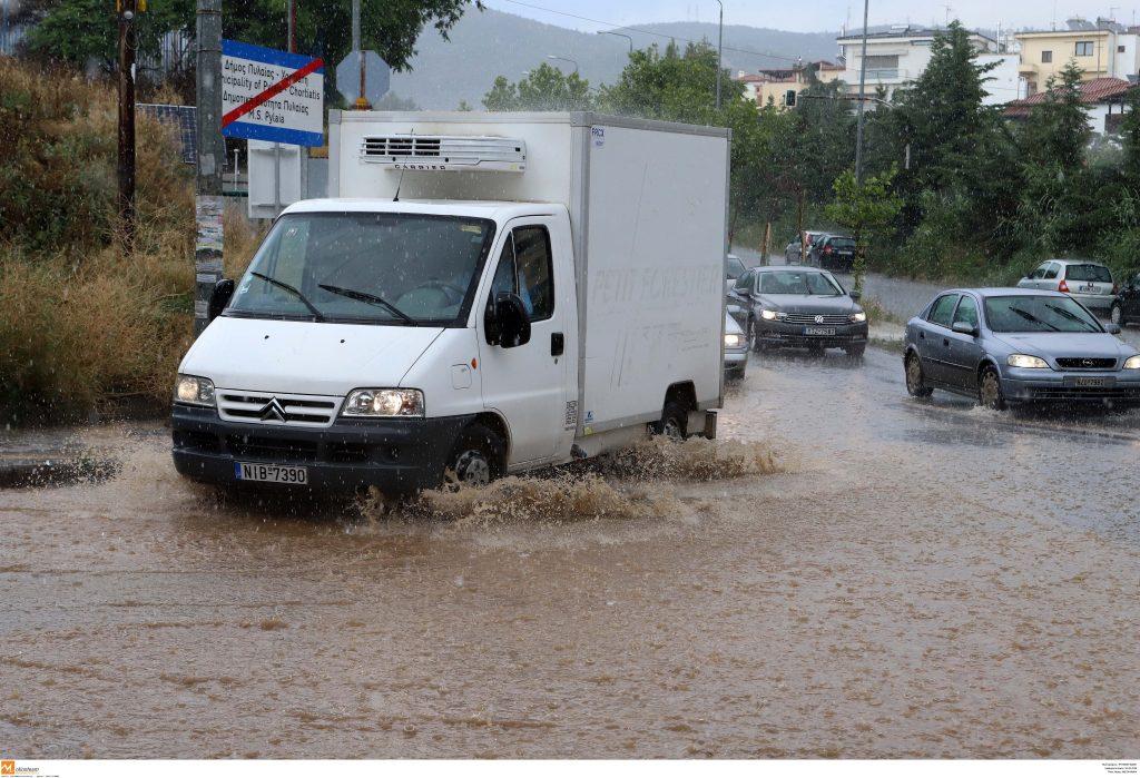Θεσσαλονίκη: Συνεδρίαση του δημοτικού συμβουλίου για τα ακραία καιρικά φαινόμενα
