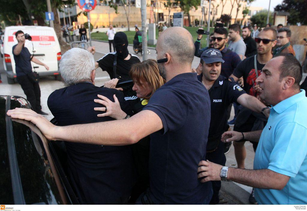 Θεσσαλονίκη: Ο διάλογος Τόσκα – Μπουτάρη μετά την επίθεση – Κοντά στις πρώτες συλλήψεις η αστυνομία!