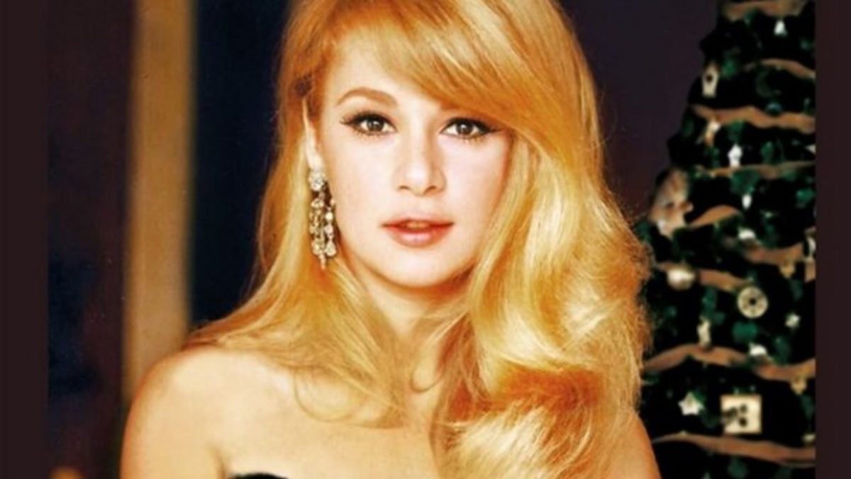 «Η Αλίκη Βουγιουκλάκη άφηνε το καμαρίνι λίγο ανοικτό για να φαίνεται γυμνή και να…»