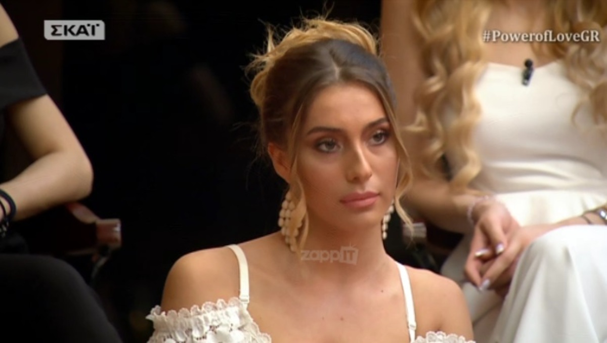 Power of Love: “Φαρμακερή” ατάκα της Αθηνάς! «Και να με διεκδικούσες, πάλι χυλόπιτα θα έτρωγες»