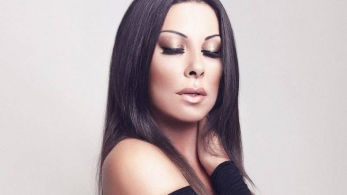 «Είχαν γράψει ότι πηγαίνω και κλέβω τα καλλυντικά της Άντζελας Δημητρίου από το καμαρίνι»