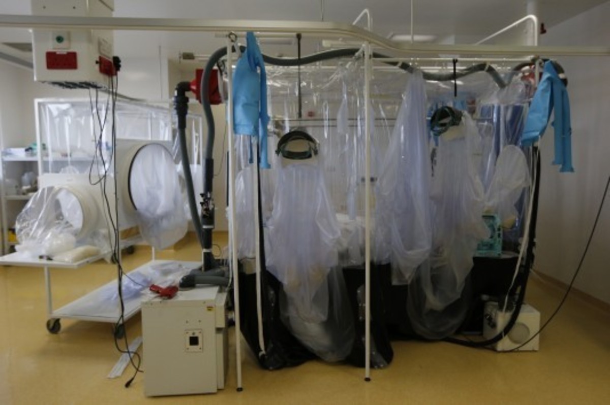 Συναγερμός για τον Έμπολα! Έκτακτη σύνοδος για το νέο ξέσπασμα του θανατηφόρου ιού