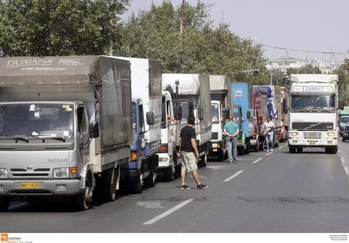 Απαγόρευση κυκλοφορίας φορτηγών για το τριήμερο του Αγίου Πνεύματος