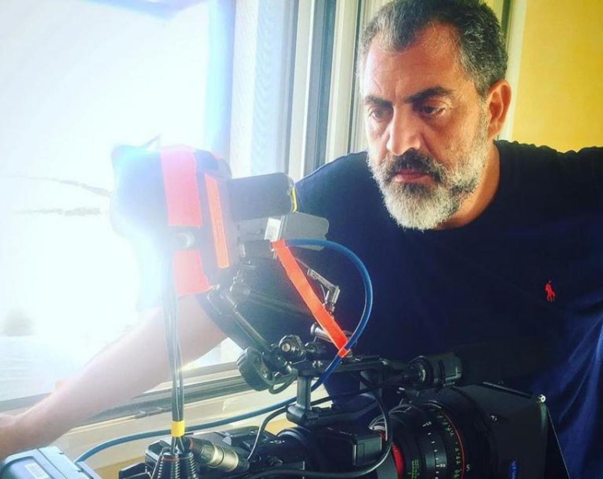 Κούλλης Νικολάου: Πόζαρε με μαγιό και δεν τον αναγνωρίσαμε! [pic,vid]