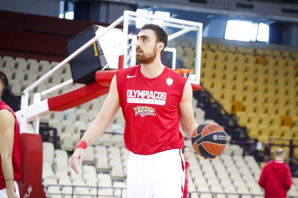 Μιλουτίνοφ